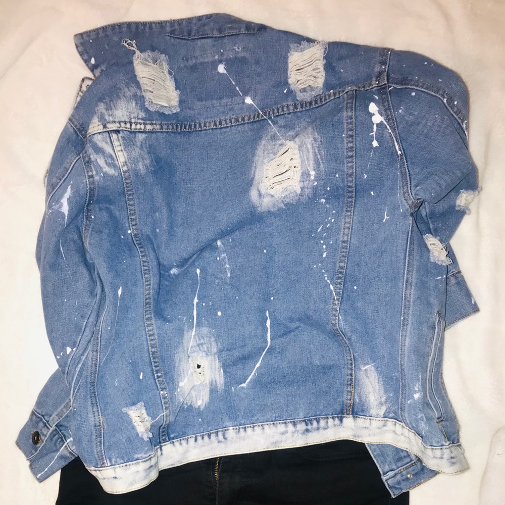 Jean jacket - Picture 2 of 5